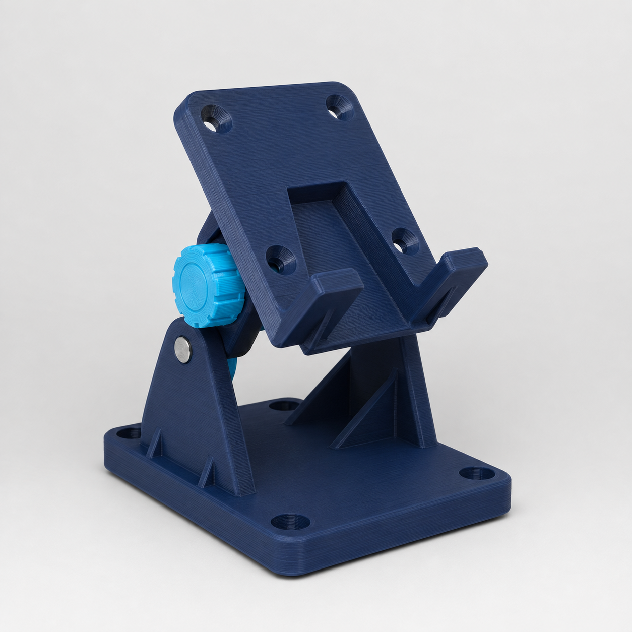 Adjustable product bracket